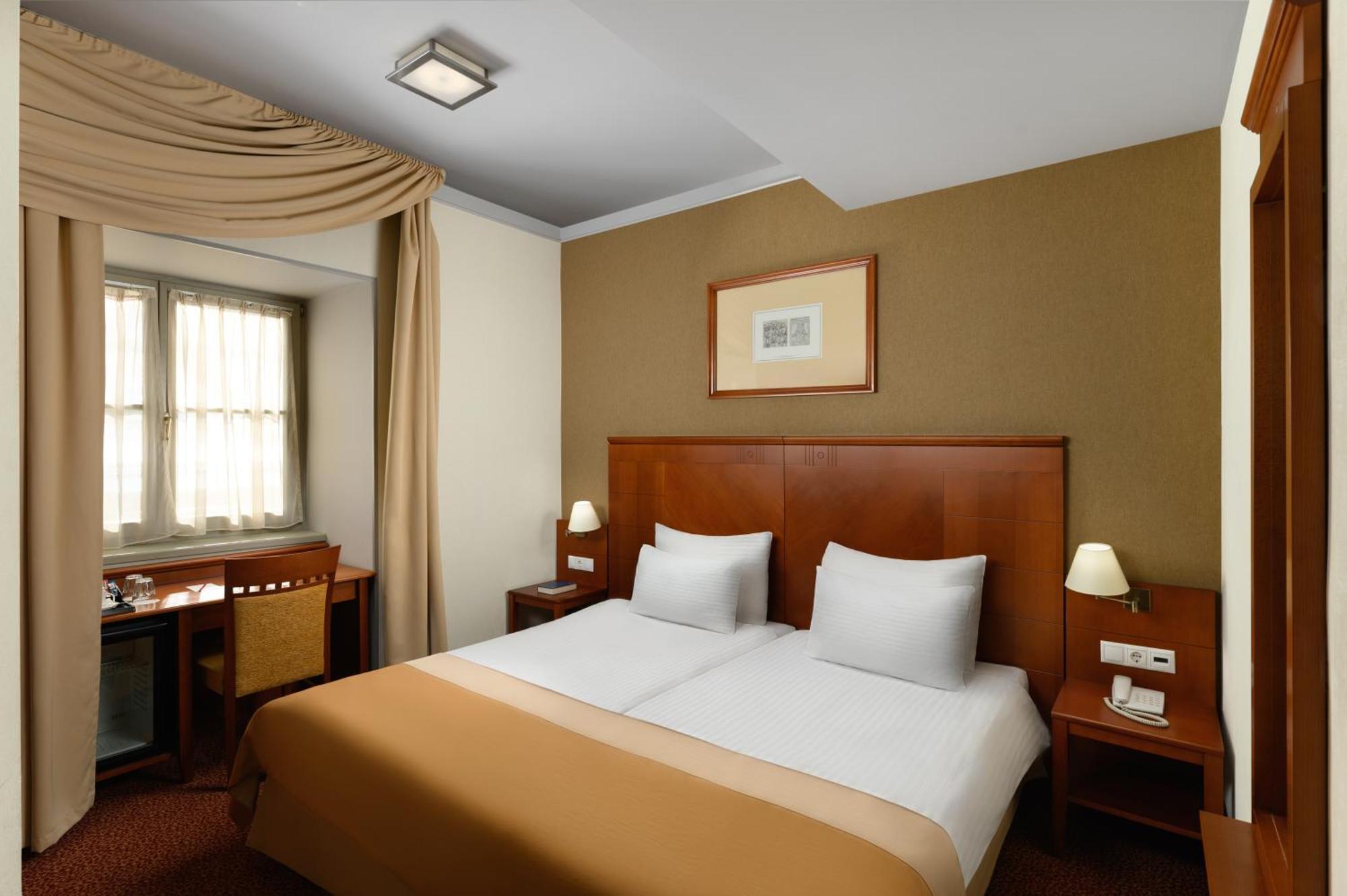 Mercure Szekesfehervar Magyar Kiraly المظهر الخارجي الصورة