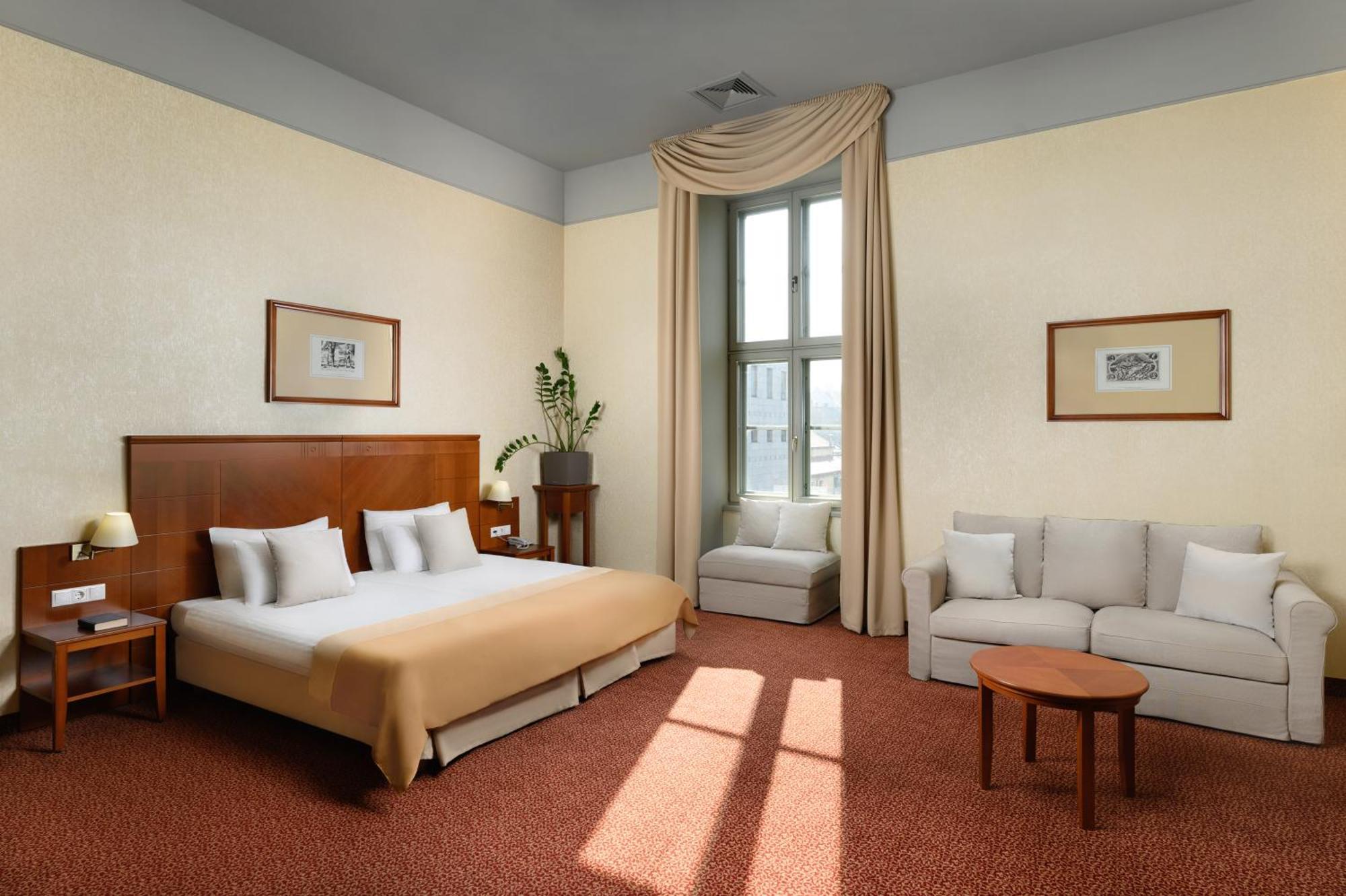 Mercure Szekesfehervar Magyar Kiraly المظهر الخارجي الصورة