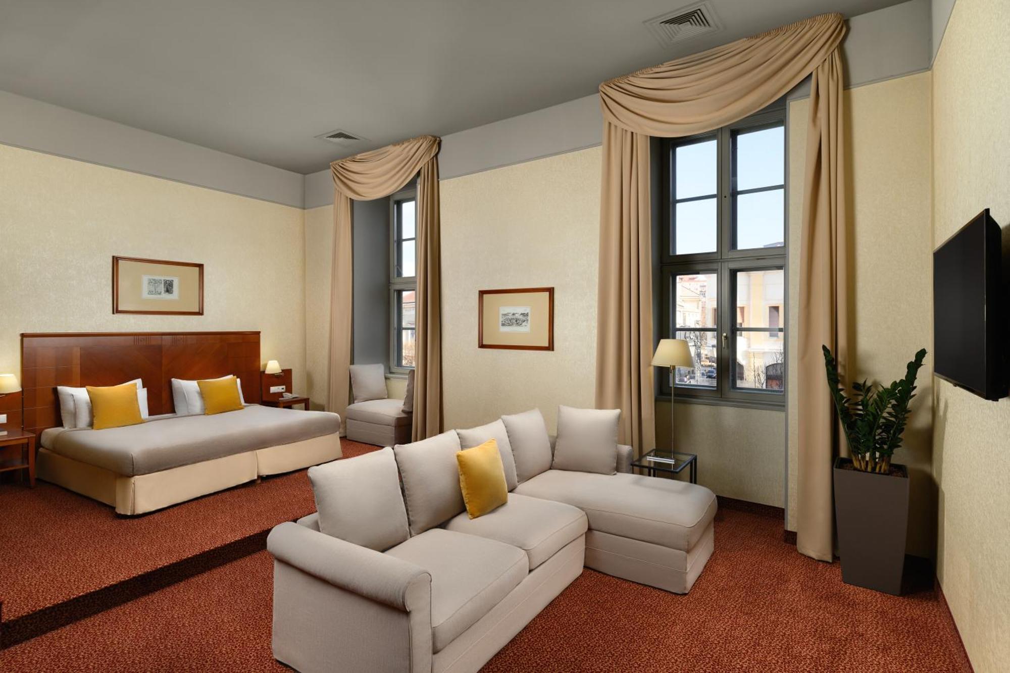 Mercure Szekesfehervar Magyar Kiraly المظهر الخارجي الصورة