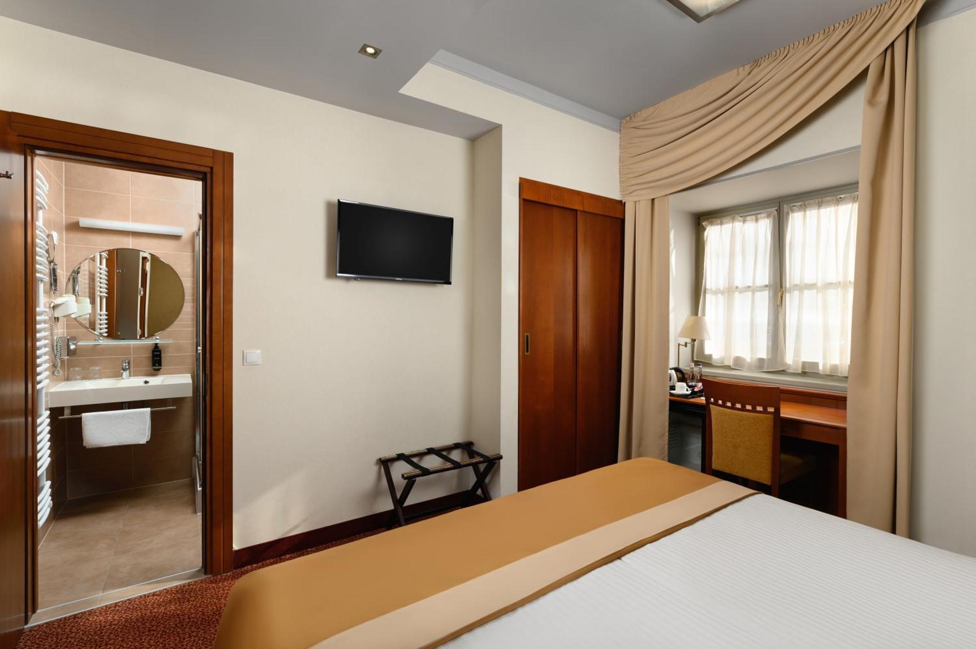 Mercure Szekesfehervar Magyar Kiraly المظهر الخارجي الصورة