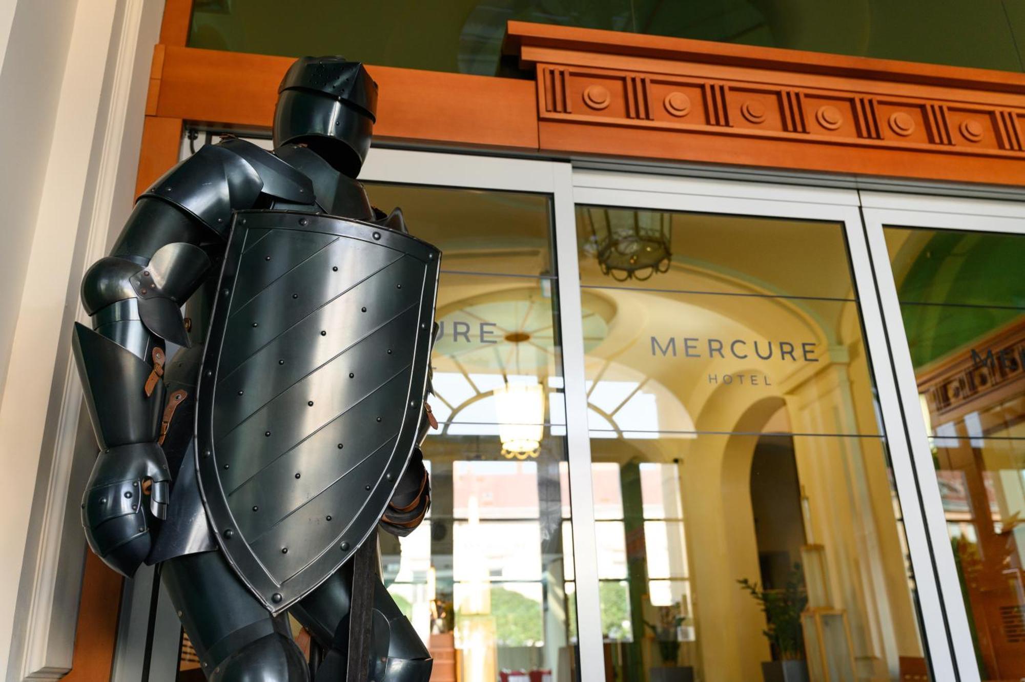 Mercure Szekesfehervar Magyar Kiraly المظهر الخارجي الصورة