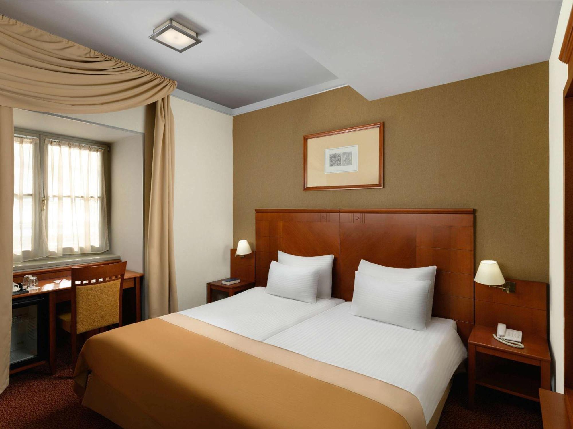 Mercure Szekesfehervar Magyar Kiraly المظهر الخارجي الصورة