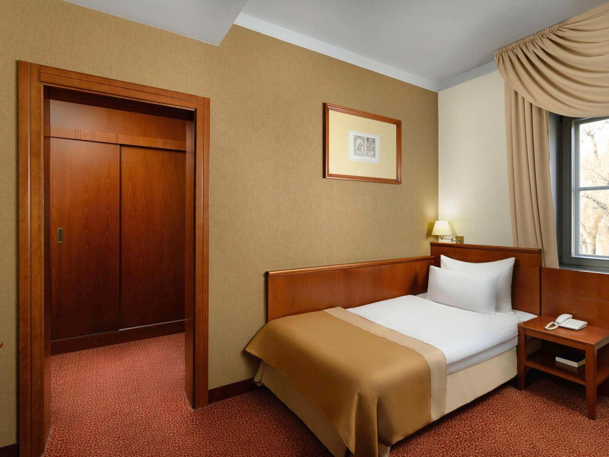 Mercure Szekesfehervar Magyar Kiraly المظهر الخارجي الصورة
