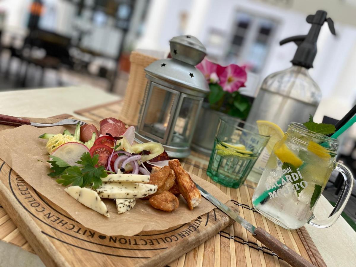 Mercure Szekesfehervar Magyar Kiraly المظهر الخارجي الصورة